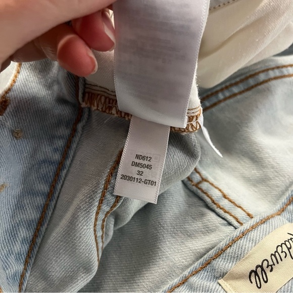 MADEWELL Superwide-Leg Jeans in Olcott Wash: Pleated Edition ND612 - Picture 13 of 14